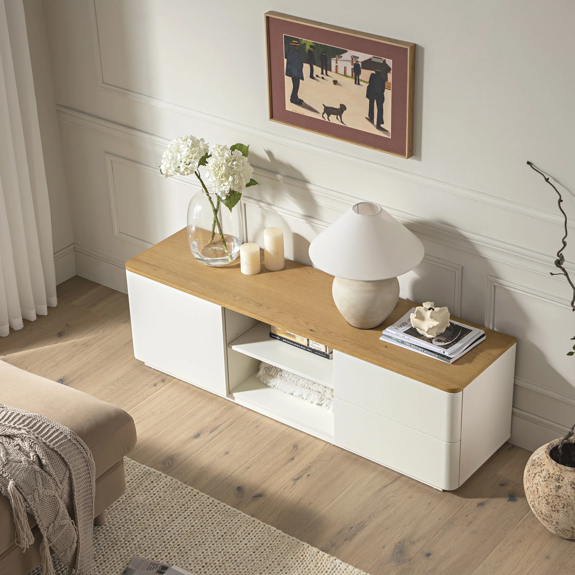 Agnes Curved Edge 150cm Wide TV Unit, Off White with Oak Top - Image 4