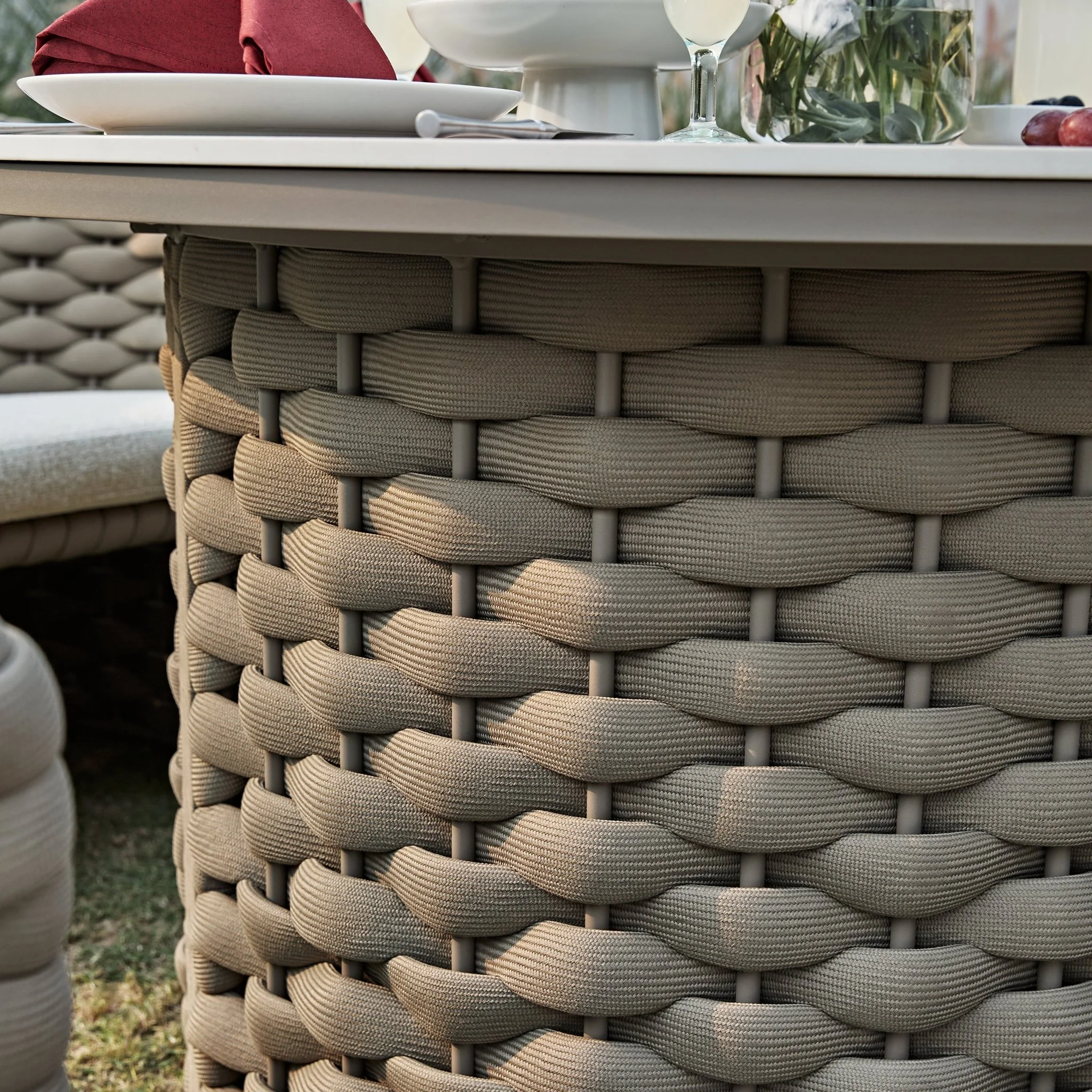 Positano Wide Rope 4-Seater Round Dining Set, Taupe - Image 6