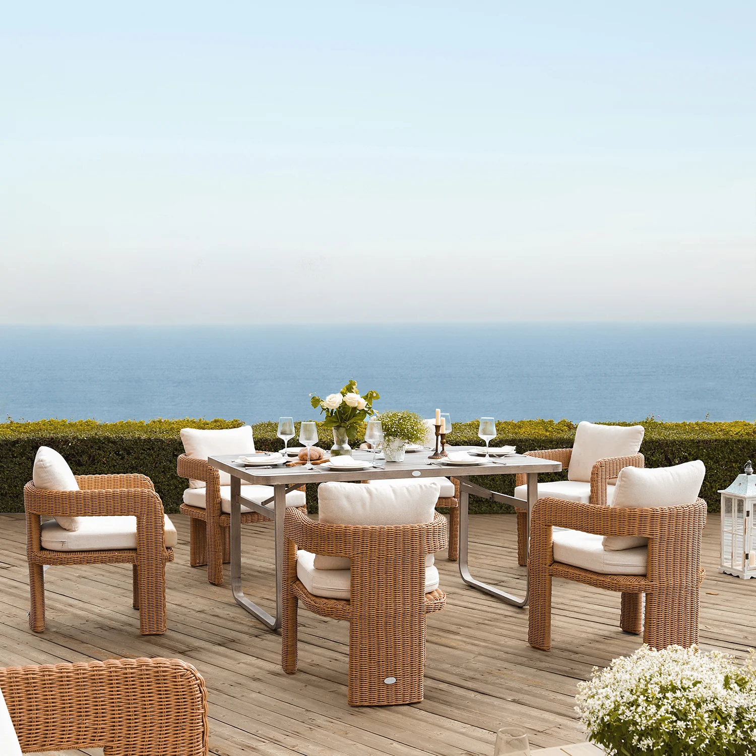 Stanford Round Wicker Outdoor 6-Seater Rectangular Dining Set, Natural