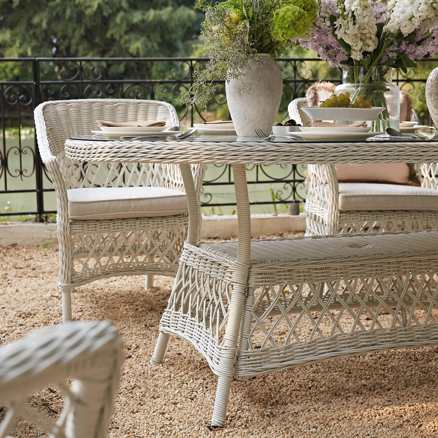 Willowbrook Lattice Weave Rattan 6-Seater Oval Dining Set, White - Image 5