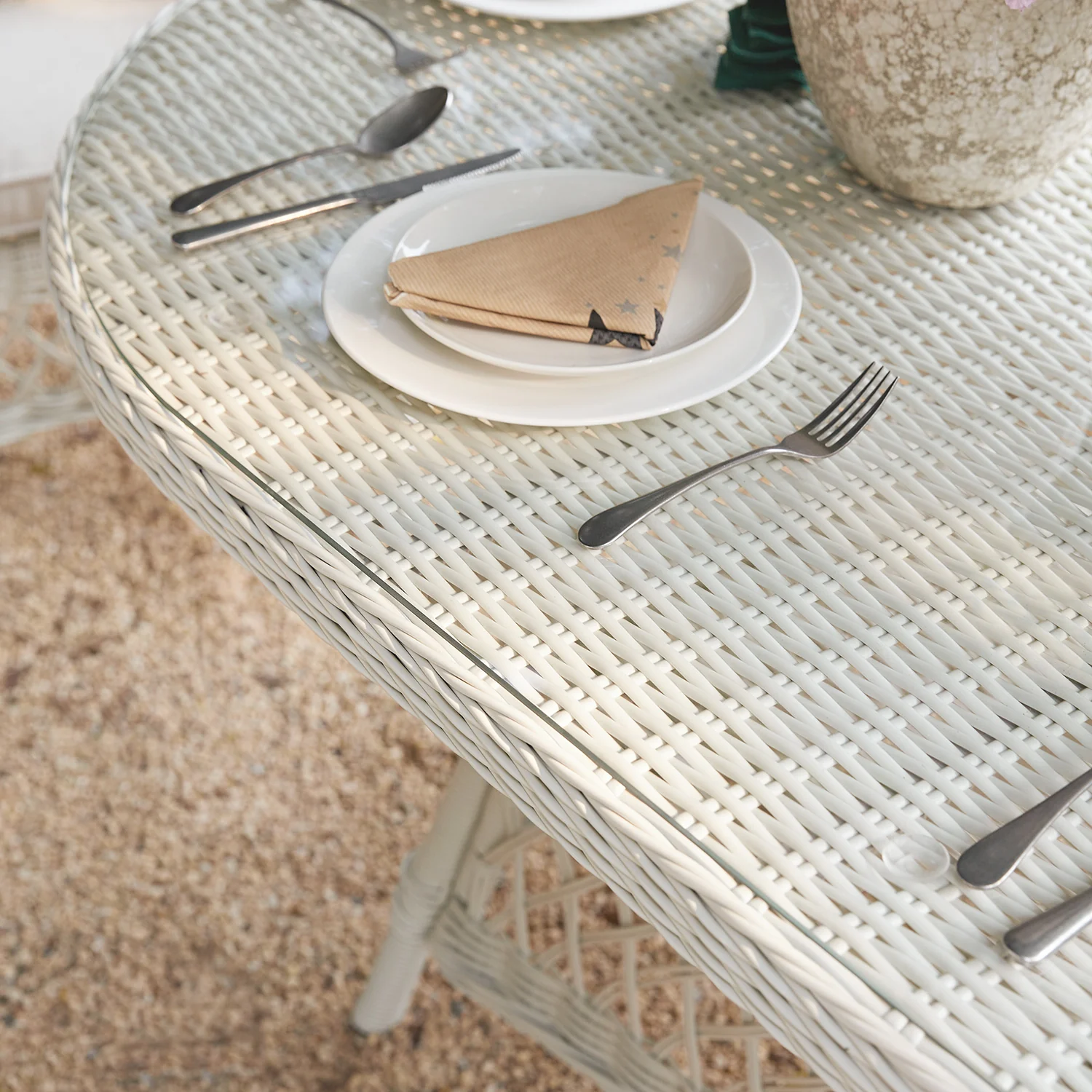 Willowbrook Lattice Weave Rattan 6-Seater Oval Dining Set, White - Image 9