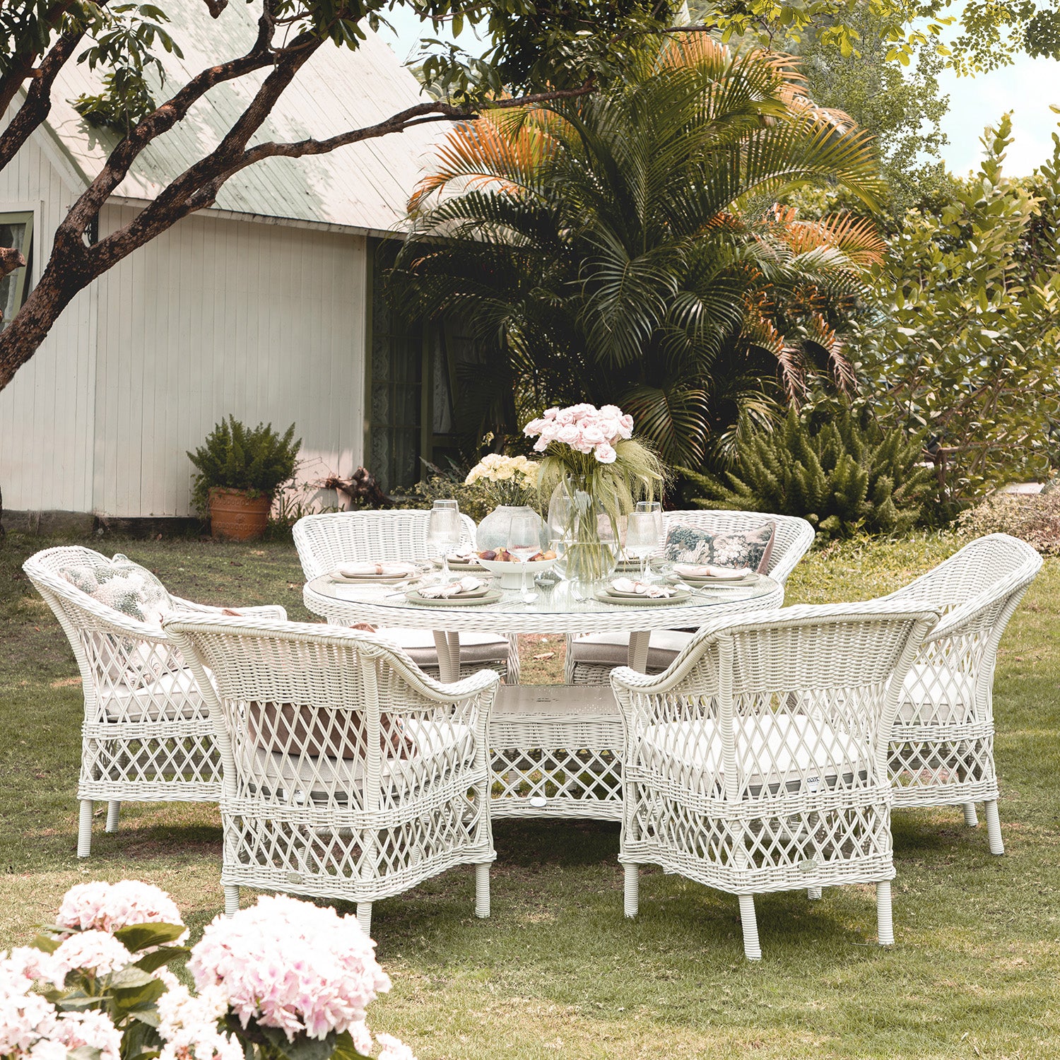 Willowbrook Lattice Weave Rattan 6-Seater Round Dining Set, White - Image 2