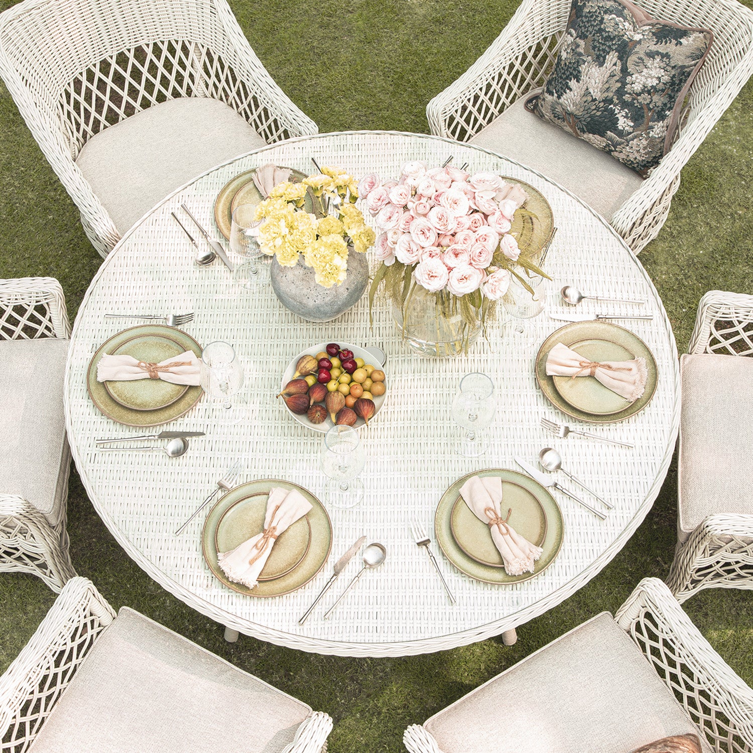 Willowbrook Lattice Weave Rattan 6-Seater Round Dining Set, White - Image 6